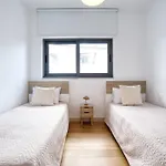 Avenue 101 2 Bed *
